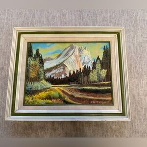 Stunning VTG oil painting in a VTG green/white frame